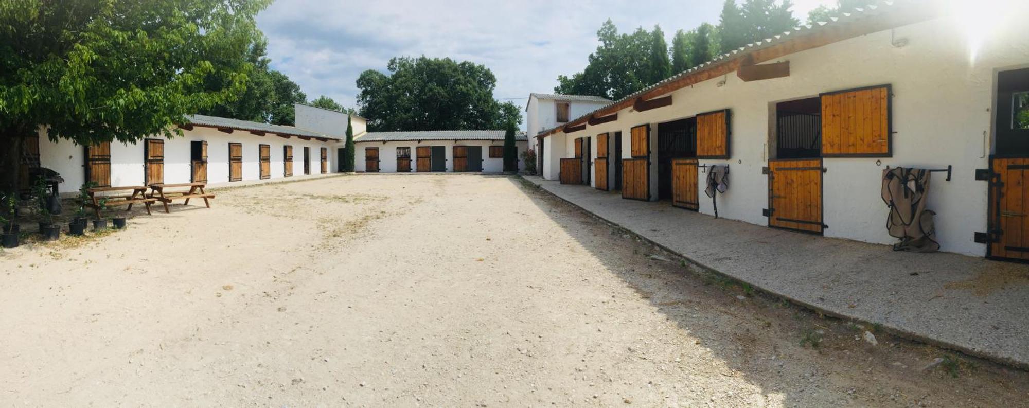 Appartement A La Campagne L'Isle-sur-la-Sorgue Ngoại thất bức ảnh