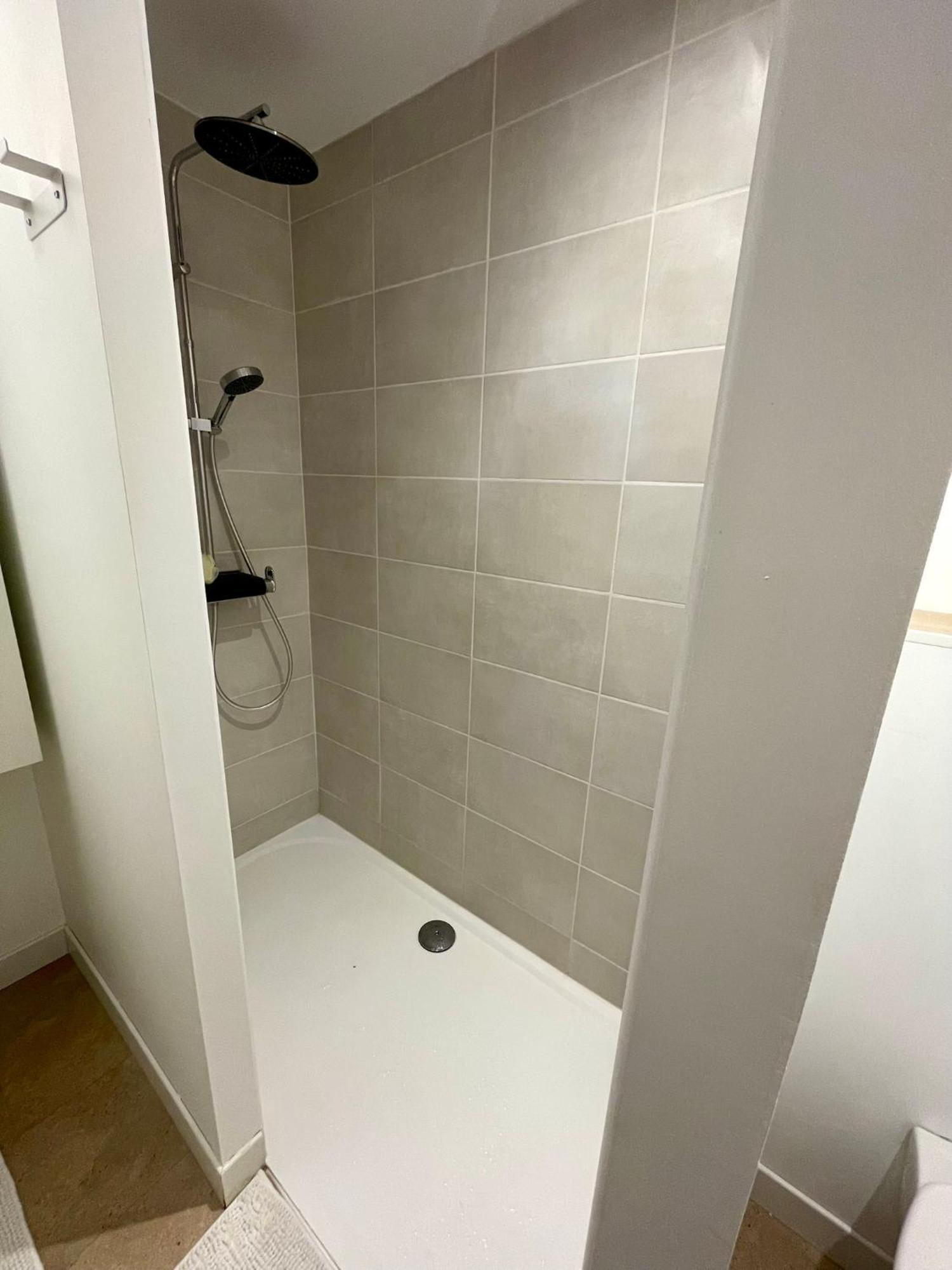 Appartement A La Campagne L'Isle-sur-la-Sorgue Ngoại thất bức ảnh